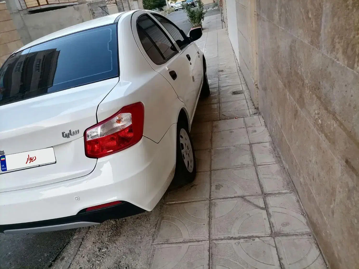 سلام ساینا مدل 402 بدون رنگ و لیسه گیری|خودرو سواری و وانت|تبریز, |دیوار