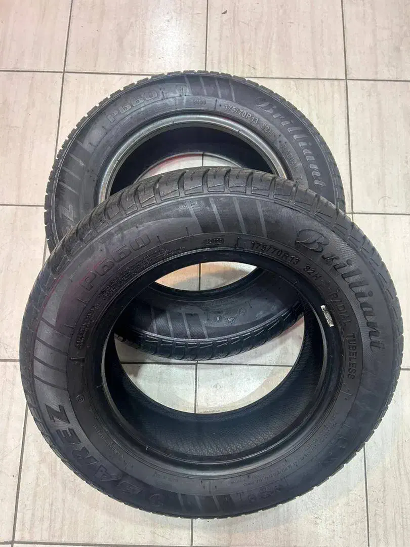 لاستیک ۱۷۵/۷۰/۱۳ بارز کارکرده|قطعات یدکی و لوازم جانبی|اصفهان, فرح آباد|دیوار