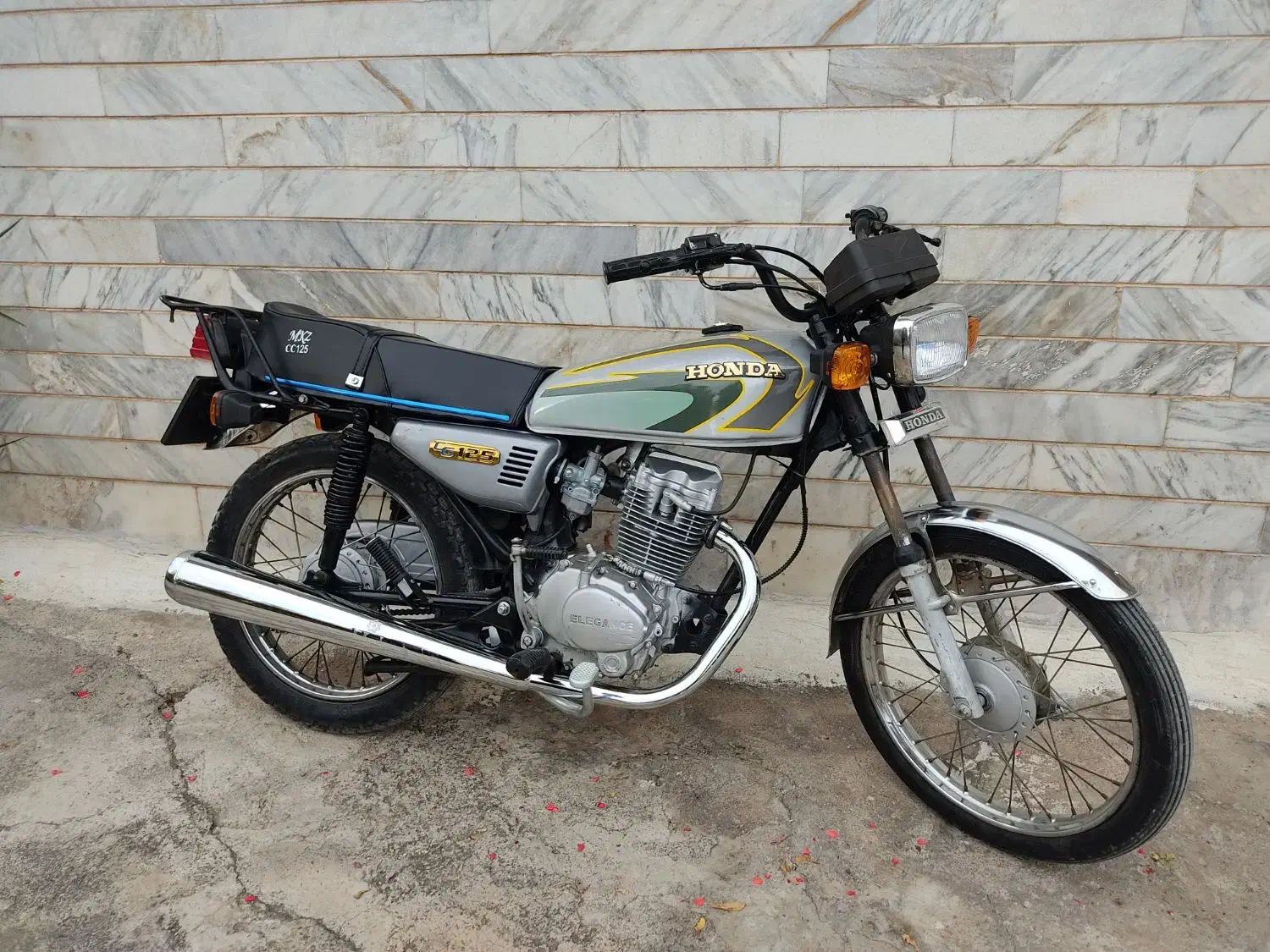 هندا۱۵۰پنج دنده|موتورسیکلت|رشت, توشیبا|دیوار