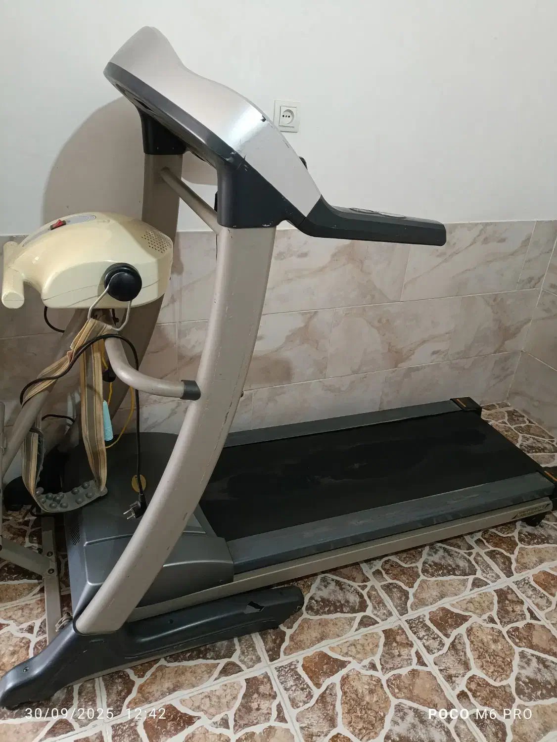 دستگاه ورزشی تردمیل|تجهیزات ورزشی|شیراز, ماه فیروزان|دیوار