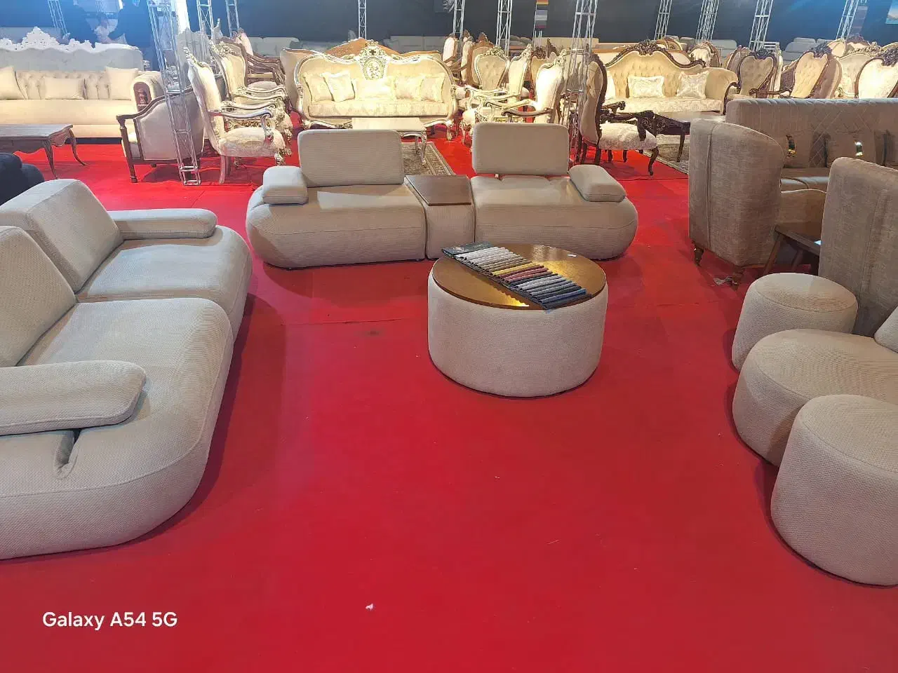 نمایشگاه تخصصی مبلمان از تهران|مبلمان خانگی و میز عسلی|جوانرود, |دیوار