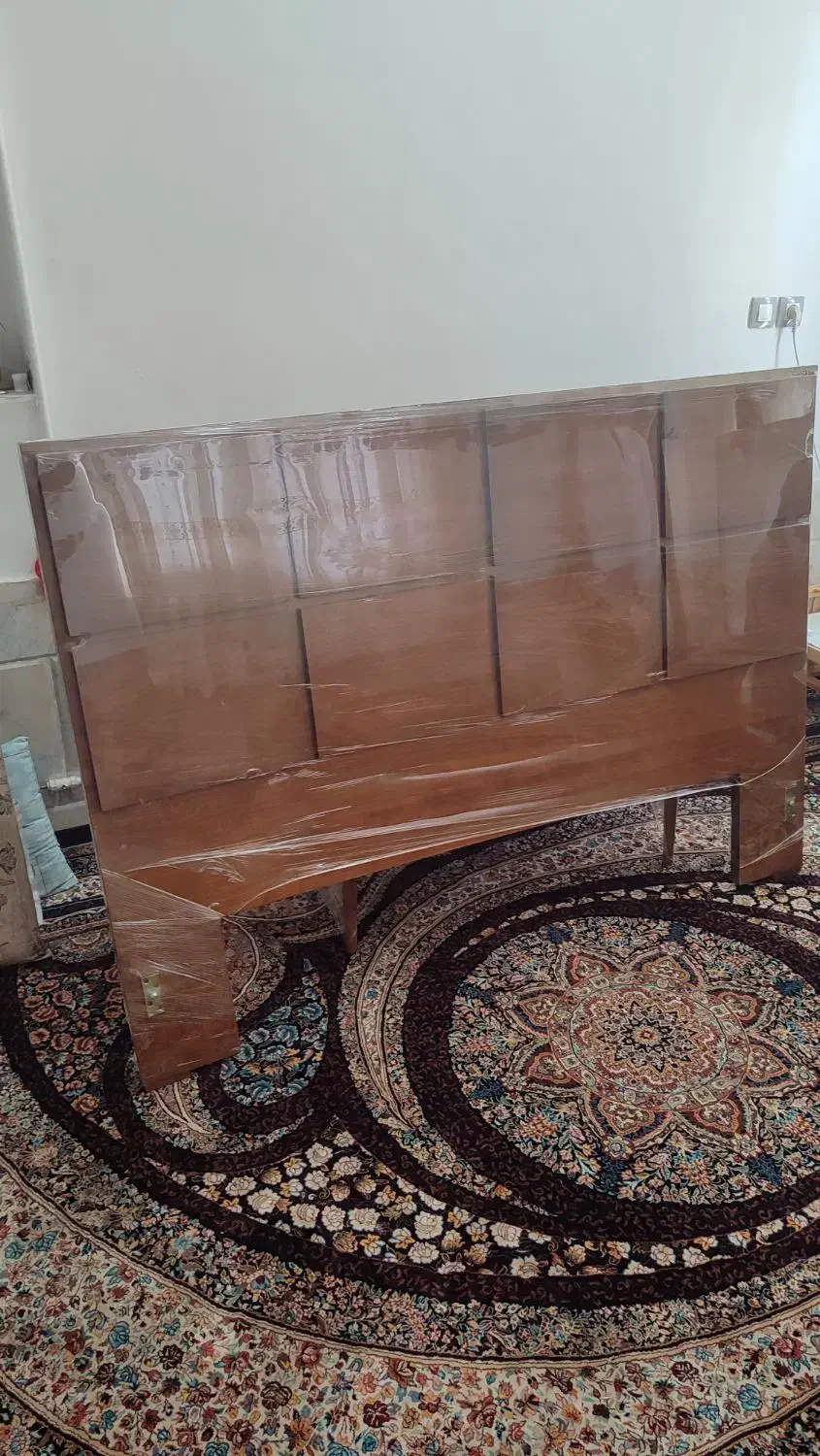 سرویس خواب|تخت و سرویس خواب|کاشمر, |دیوار