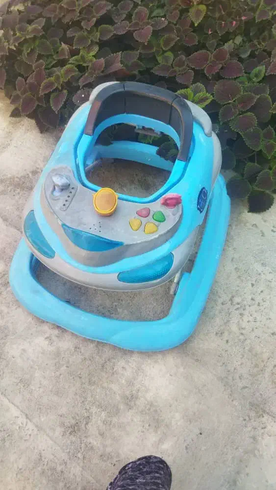 رورویک سالم فروشی|کالسکه و لوازم جانبی|نورآباد ممسنی, |دیوار