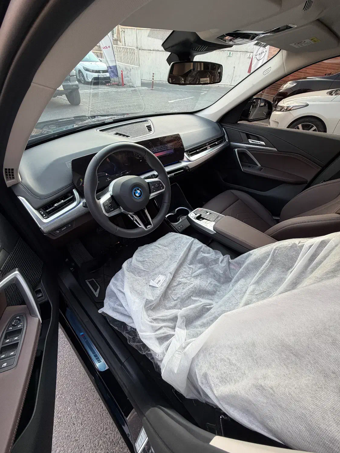 Bmw ix1|خودرو سواری و وانت|تهران, ونک|دیوار