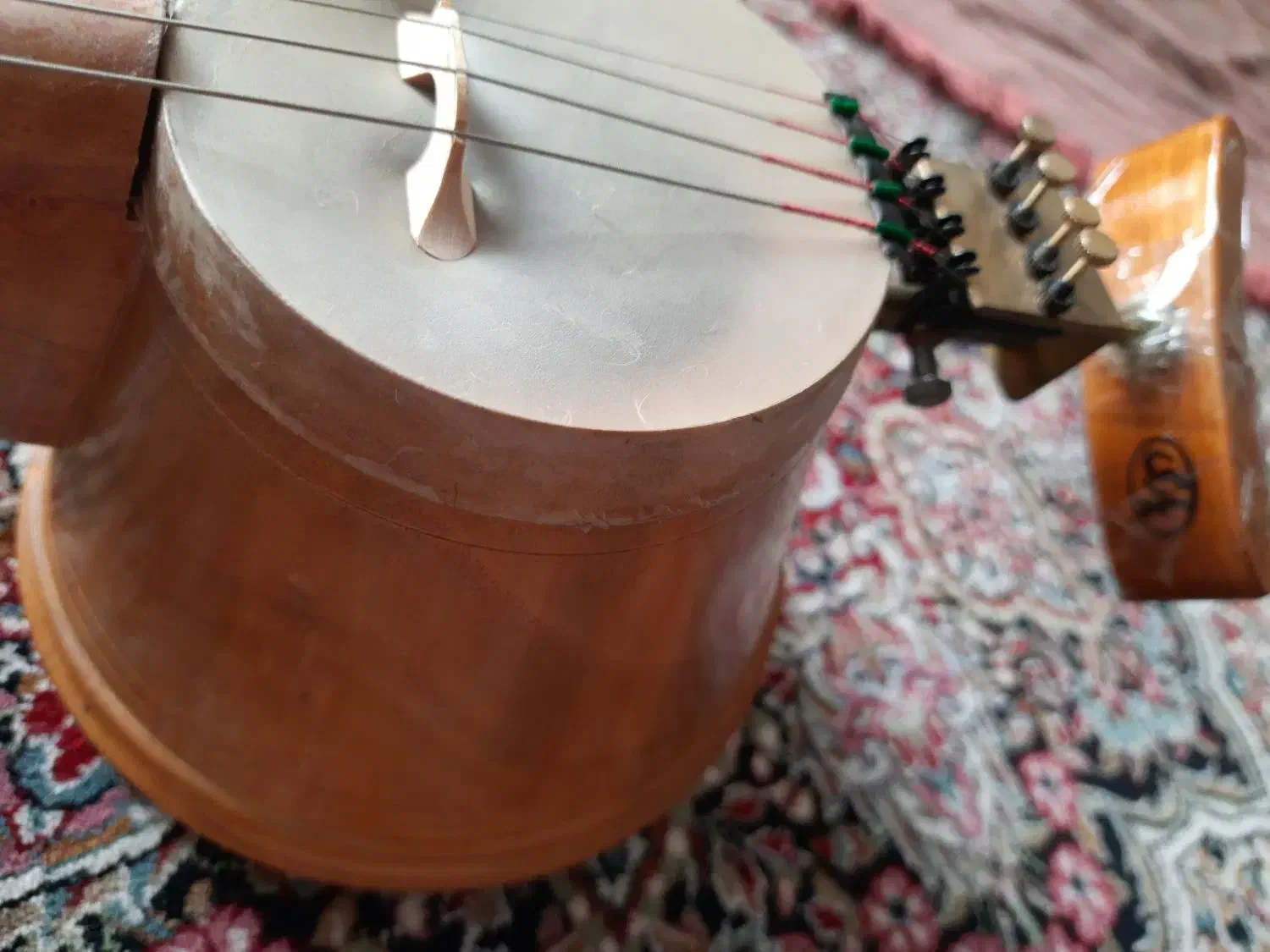 کمانچه|سازهای سنتی|دره شهر, |دیوار