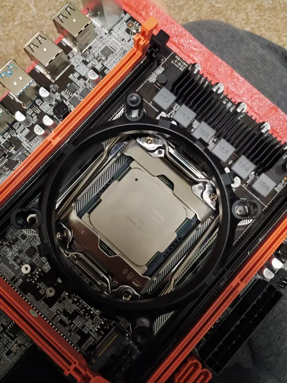 مادربرد کمیاب X99 همراه سیپیو قدرتمند xeon 2680 v4|قطعات و لوازم جانبی رایانه|ورامین, ورامین|دیوار