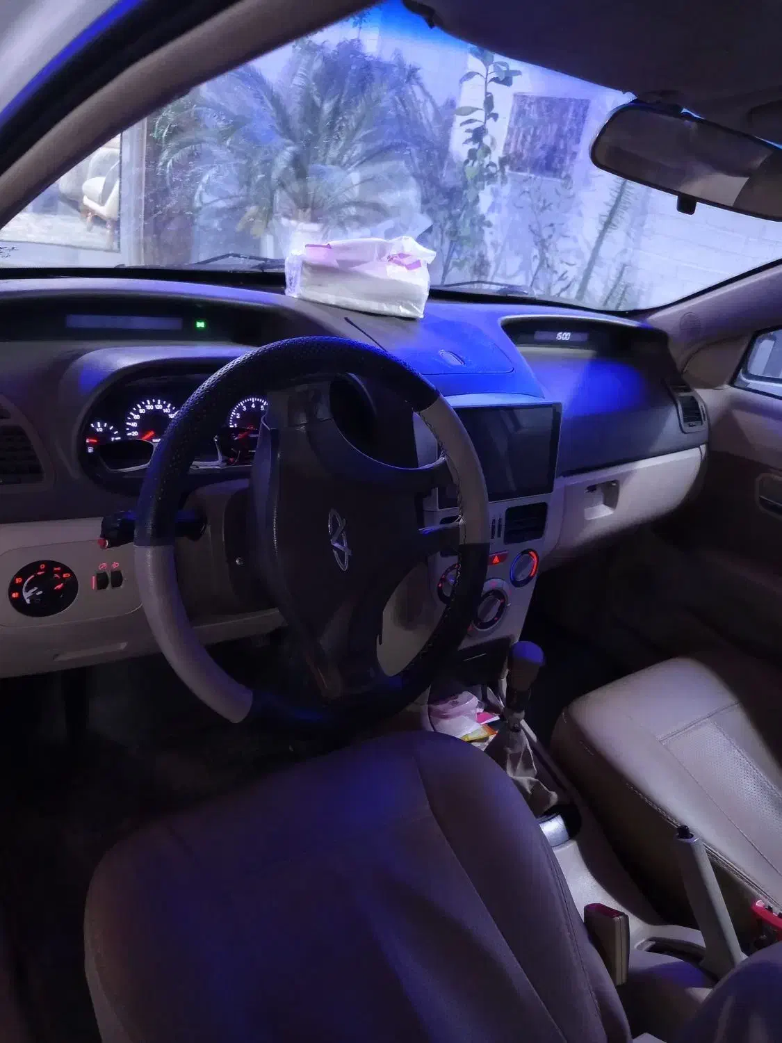 ام وی ام ۳۱۵ صندوقدار بدون رنگ|خودرو سواری و وانت|مبارکه, |دیوار