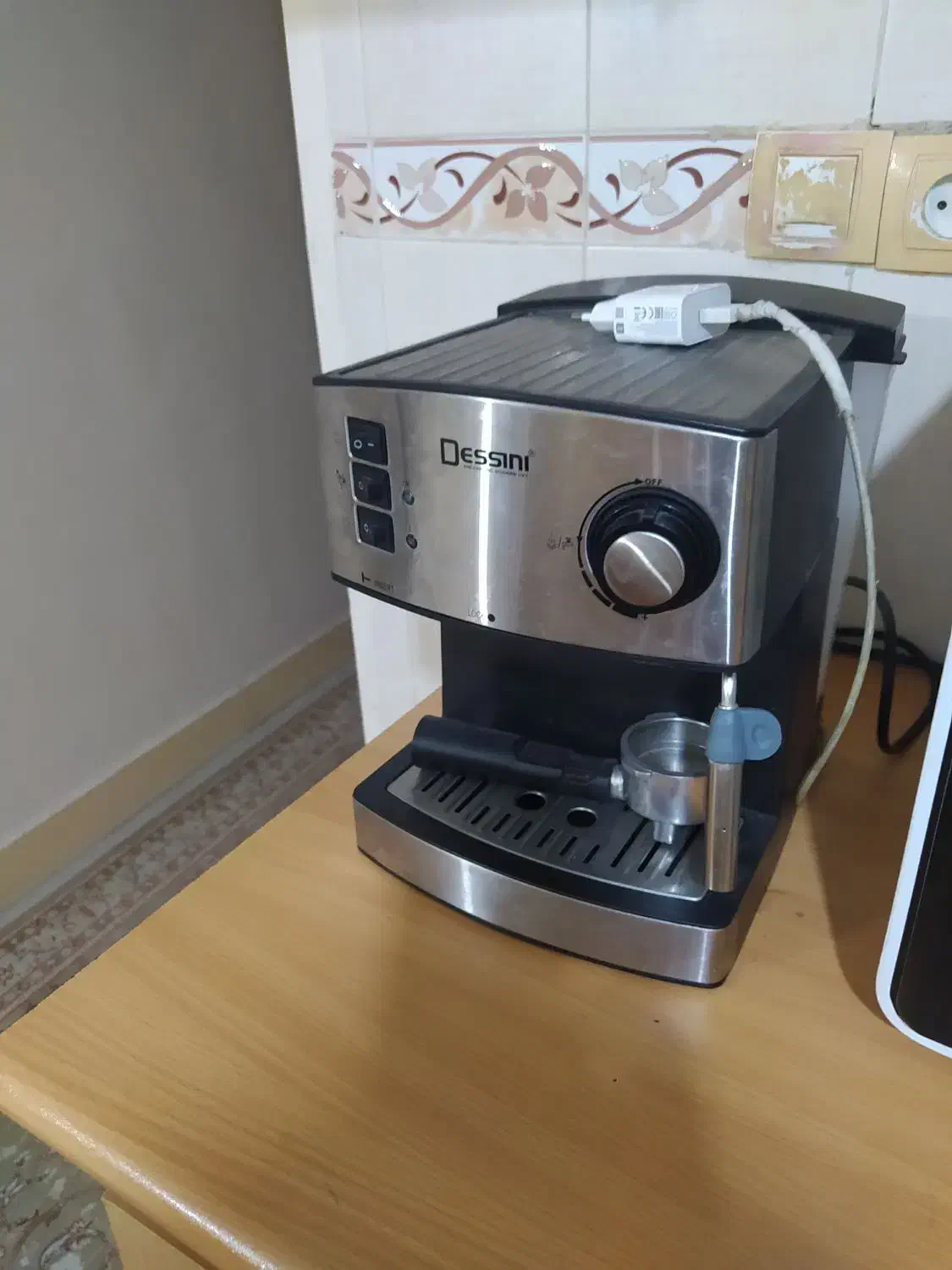 قهوه ساز|سماور، چایساز، قهوهساز|دوگنبدان, |دیوار