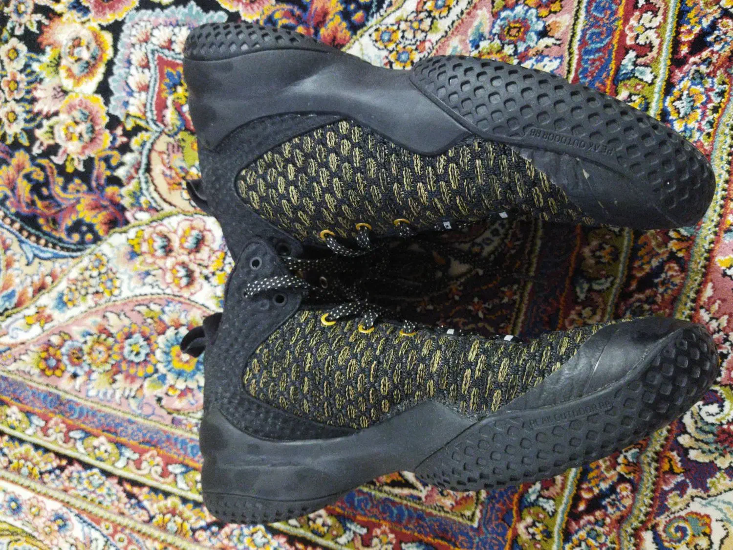 کتونی peak اورجینال|کیف، کفش، کمربند|قم, باغ شازده|دیوار