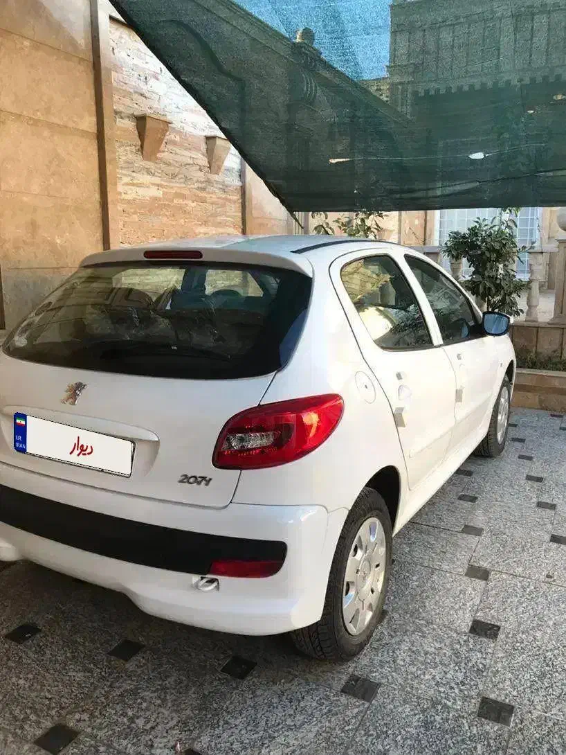 پژو ۲۰۷ مدل ۱۴۰۴|خودرو سواری و وانت|زرند, |دیوار