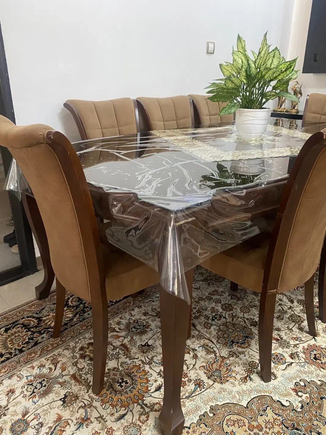 میز غذاخوری خوری ۸نفره(برند سرشناس به چوب)|میز و صندلی غذاخوری|تنکابن, |دیوار