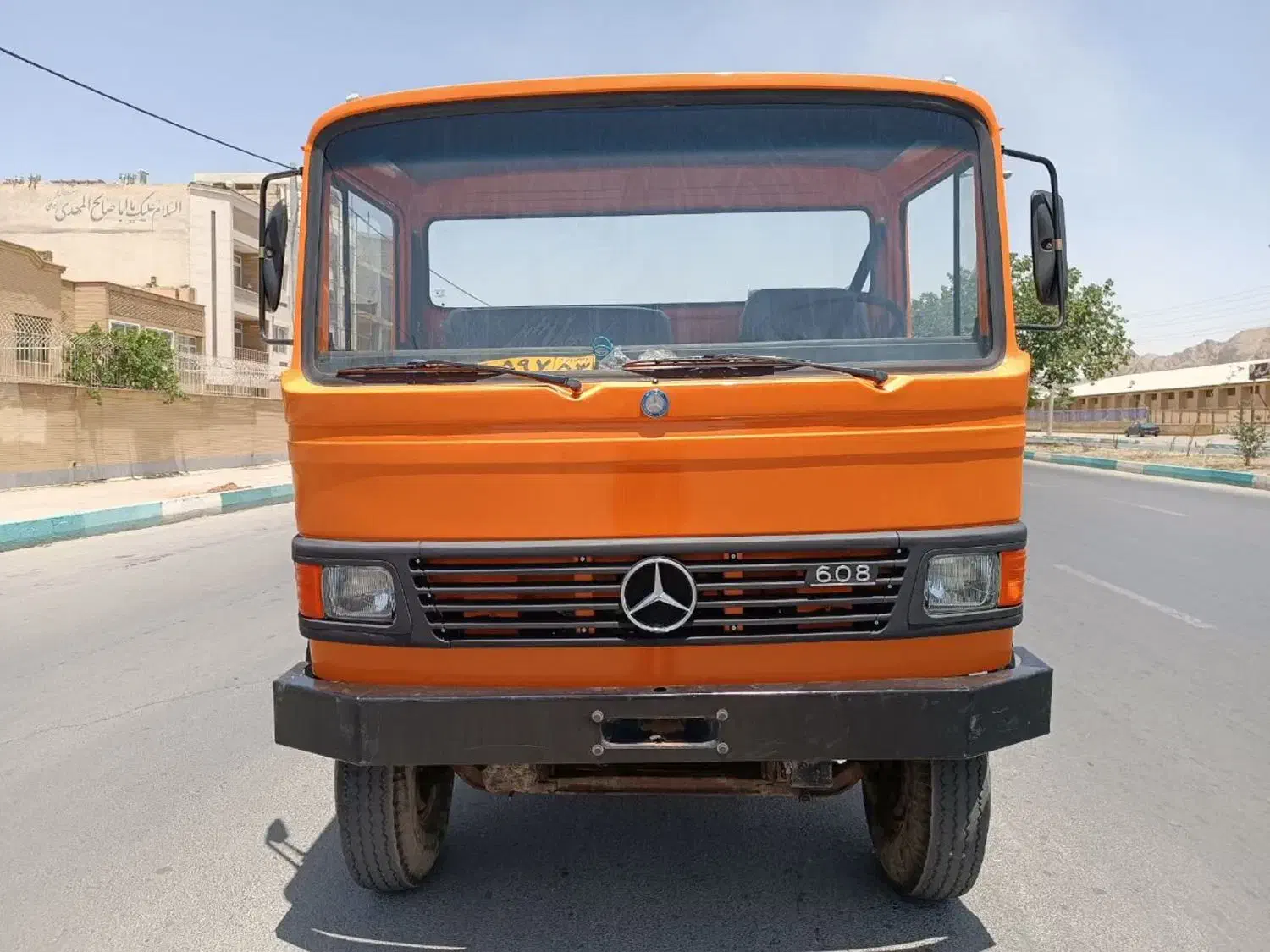 خاور ۸۰۸ مدل ۸۱ خانگی و تر وتمیز|خودرو سنگین|اصفهان, ارغوانیه|دیوار