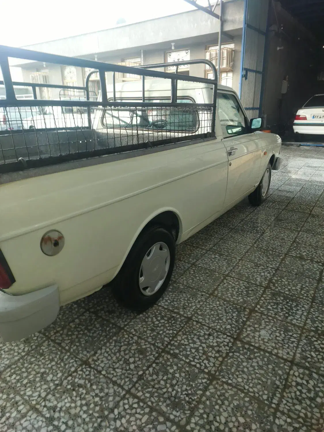 پیکان وانت بستک|خودرو سواری و وانت|جناح, |دیوار