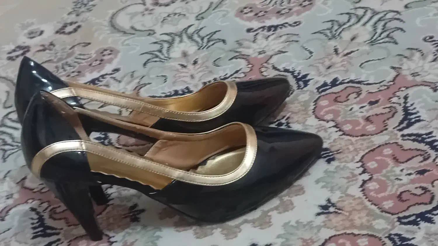 کفش مجلسی|کیف، کفش، کمربند|زنجان, |دیوار