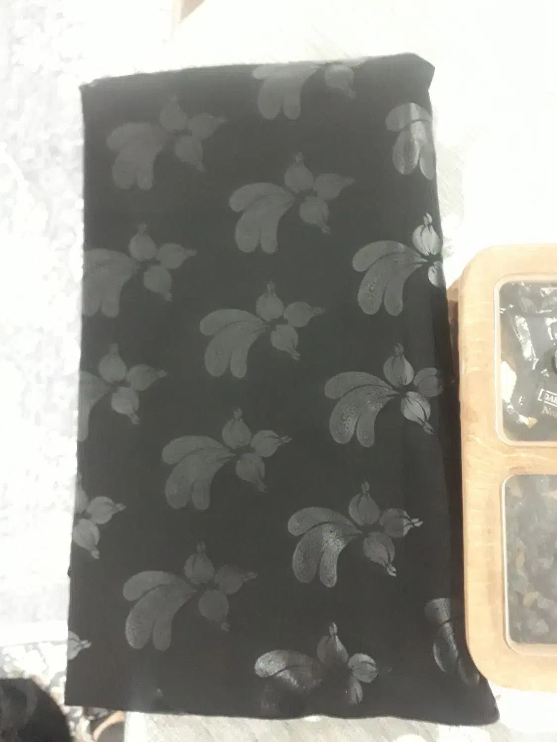 چادر مجلسی دوخته شده|لباس|باغستان, |دیوار