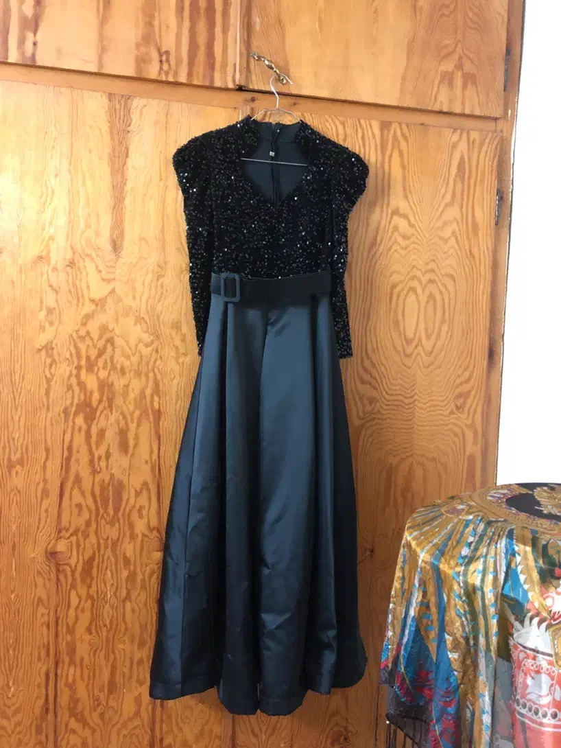 لباس مجلسی مشکی بلند|لباس|آمل, |دیوار