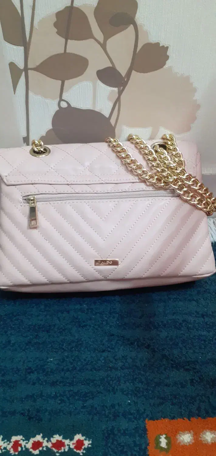 کیف مارک الدو|کیف، کفش، کمربند|قرچک, پویینک|دیوار