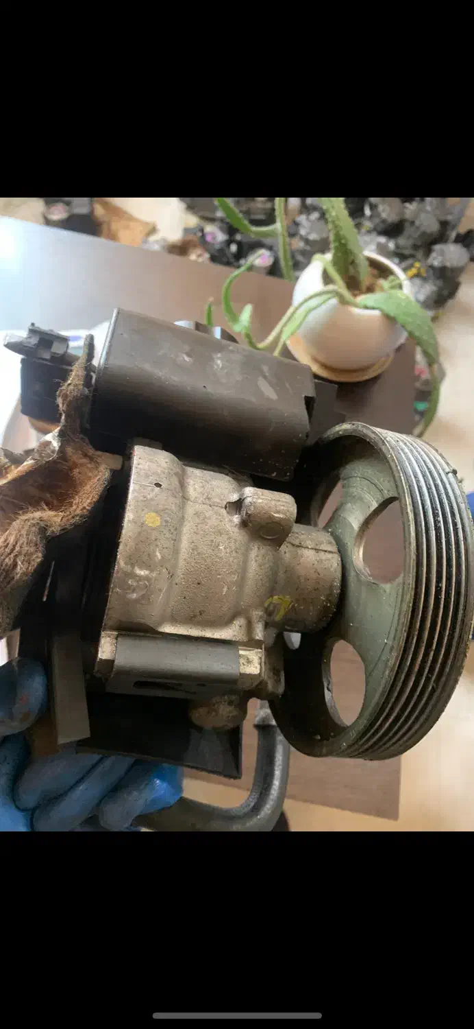 پمپ هیدرولیک جعبه فرمان ۲۰۶ اروپایی|قطعات یدکی و لوازم جانبی|تهران, بهارستان|دیوار