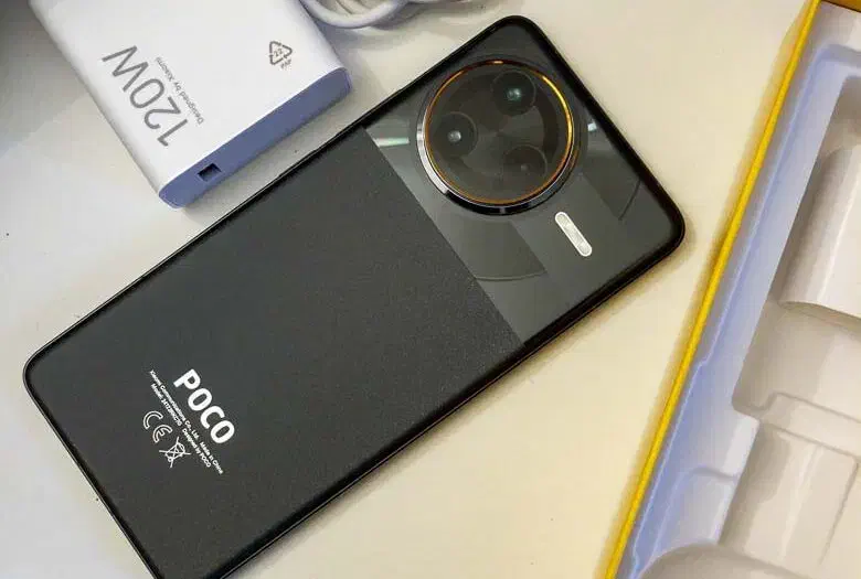 POCO F7 Ultra 256 Black|موبایل|تهران, آبشار تهران (دریاچه)|دیوار