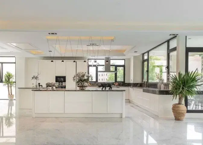 پاسداران تاپ لوکیشن/ ۱۸۵متر ۳خوابه / ژورنالی