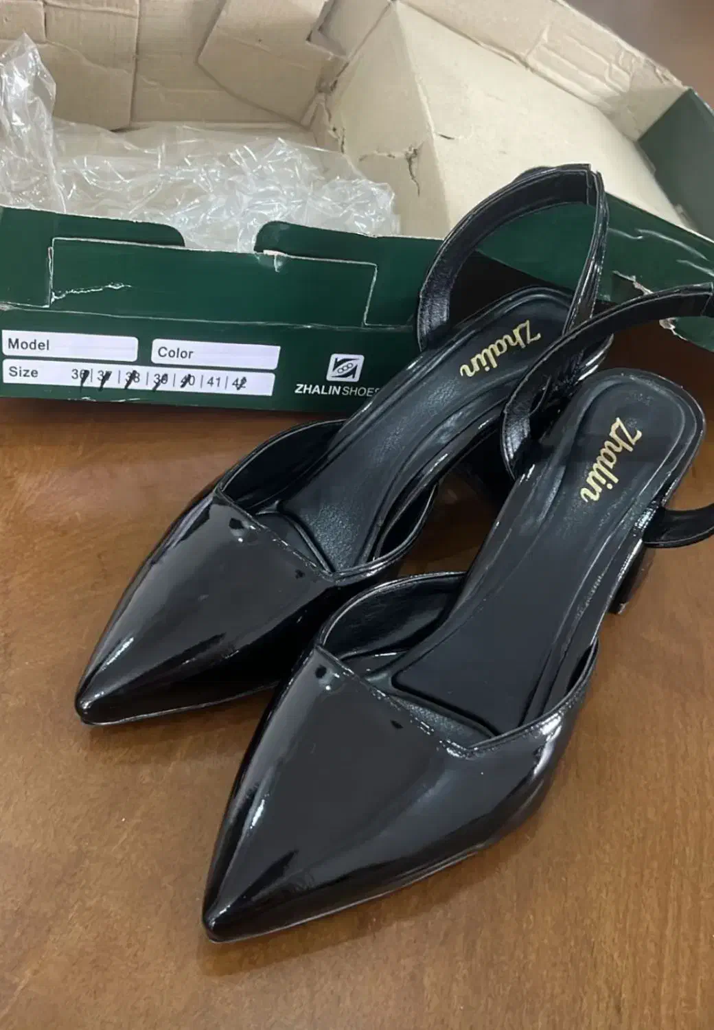 کفش کاملا نو|کیف، کفش، کمربند|کازرون, |دیوار