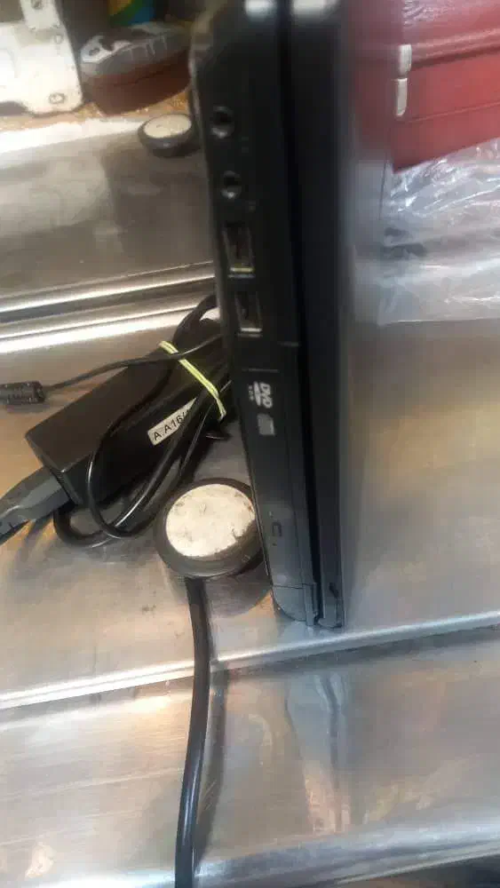 یک عدد لب تاپ توشیبا  اصل ژاپن کم کارکرد|رایانه همراه|تهران, خانی آباد نو جنوبی|دیوار