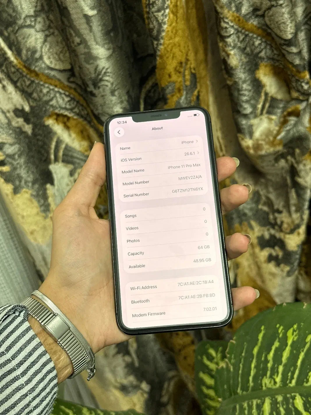 آیفون۱۱پرومکس با۲۵ میلیونبخر باتری 74%|موبایل|اصفهان, مفتح|دیوار