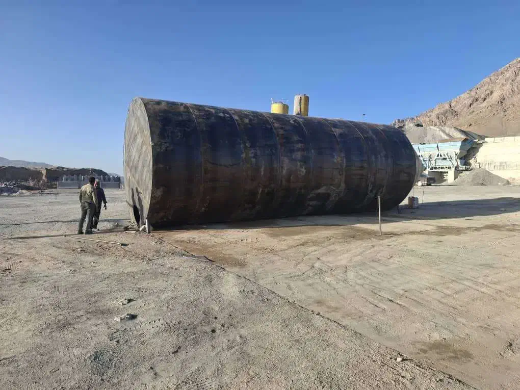 ساخت انواع تانک های هوایی و زمینی|خدمات پیشه و مهارت|فولادشهر, B2|دیوار