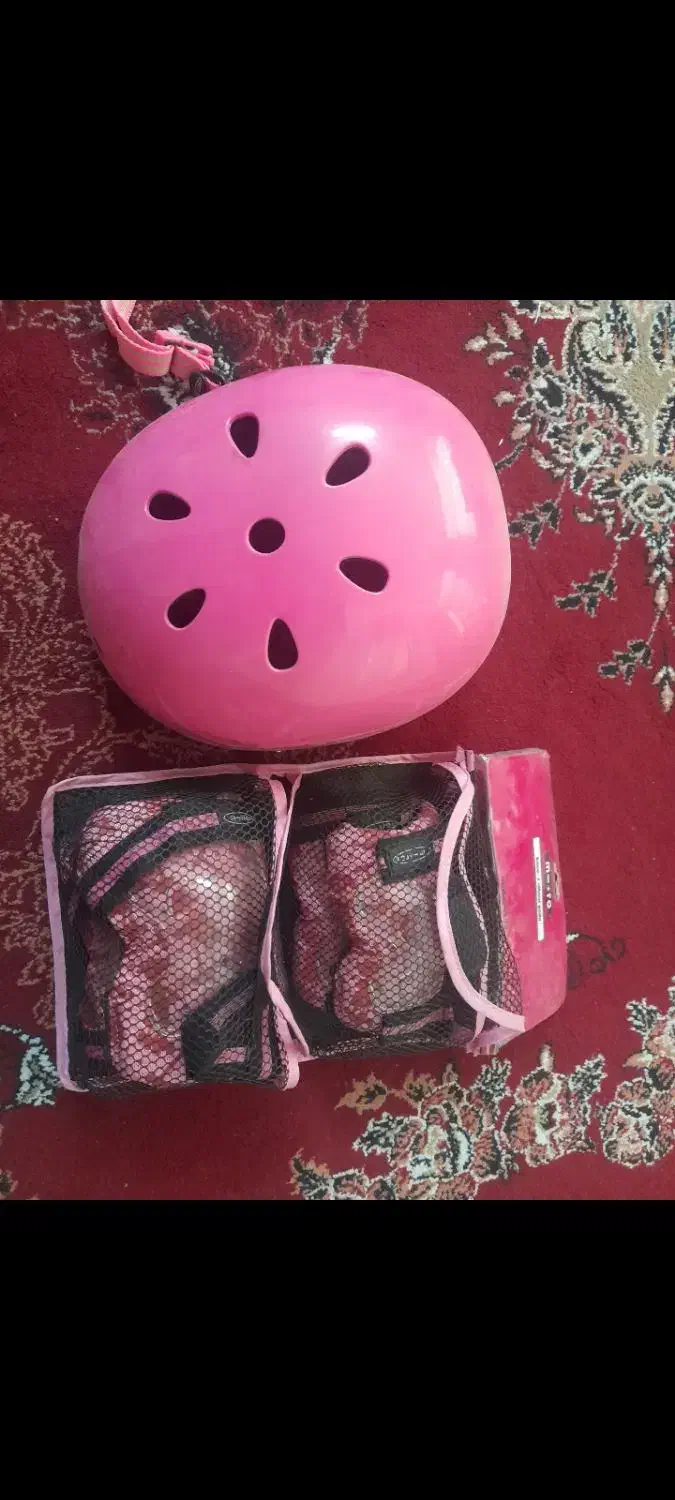 کلاه ایمنی و زانو بند و آرنج بند|دوچرخه، اسکیت، اسکوتر|ری, علایین|دیوار