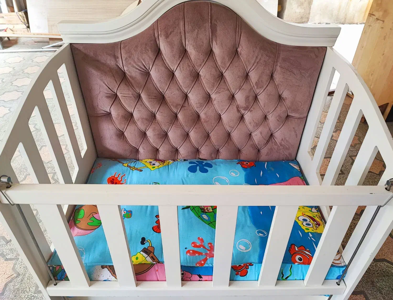 تخت کودک و نوزاد|تخت و سرویس خواب|آستانه اشرفیه, |دیوار