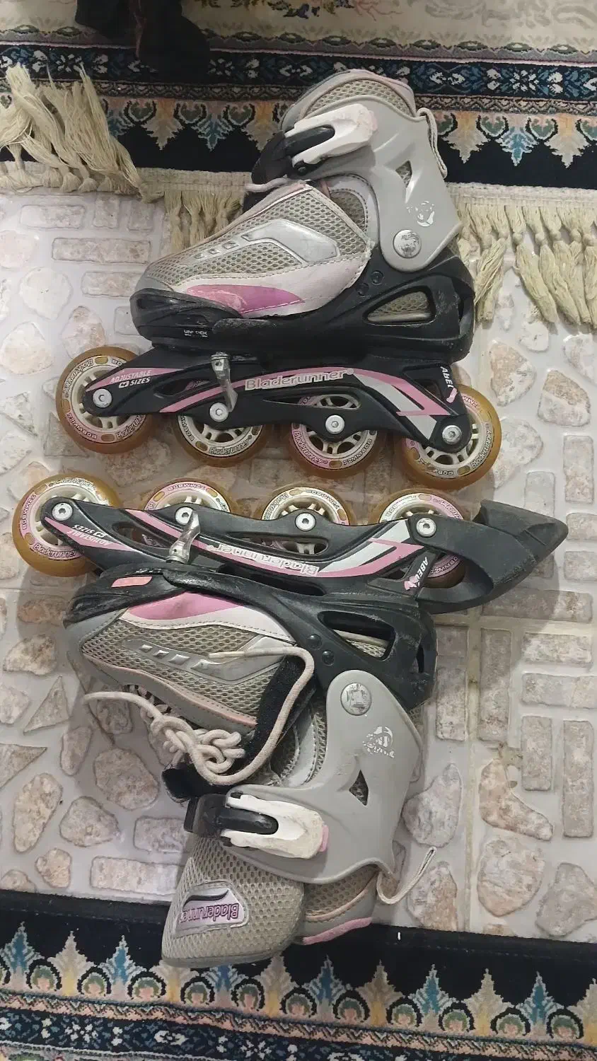 کفش اسکیت|دوچرخه، اسکیت، اسکوتر|کرج, کمال‌شهر|دیوار