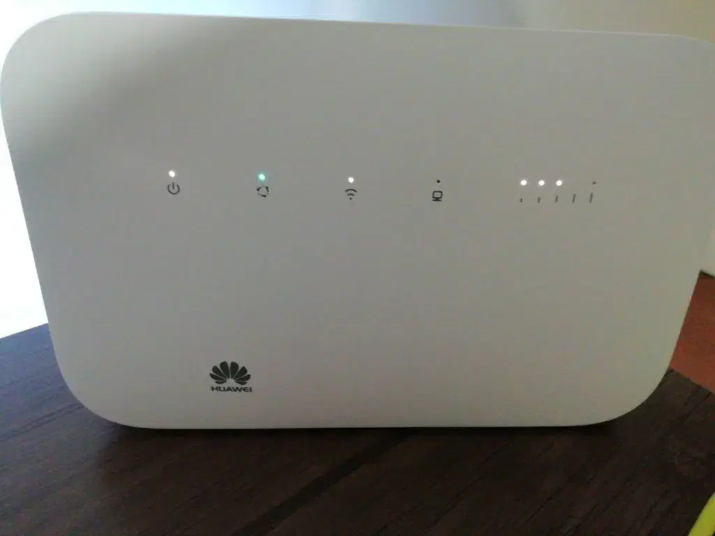 مودم سیم کارتی 4G هوآوی مدل B612|مودم و تجهیزات شبکه|کرمان, |دیوار