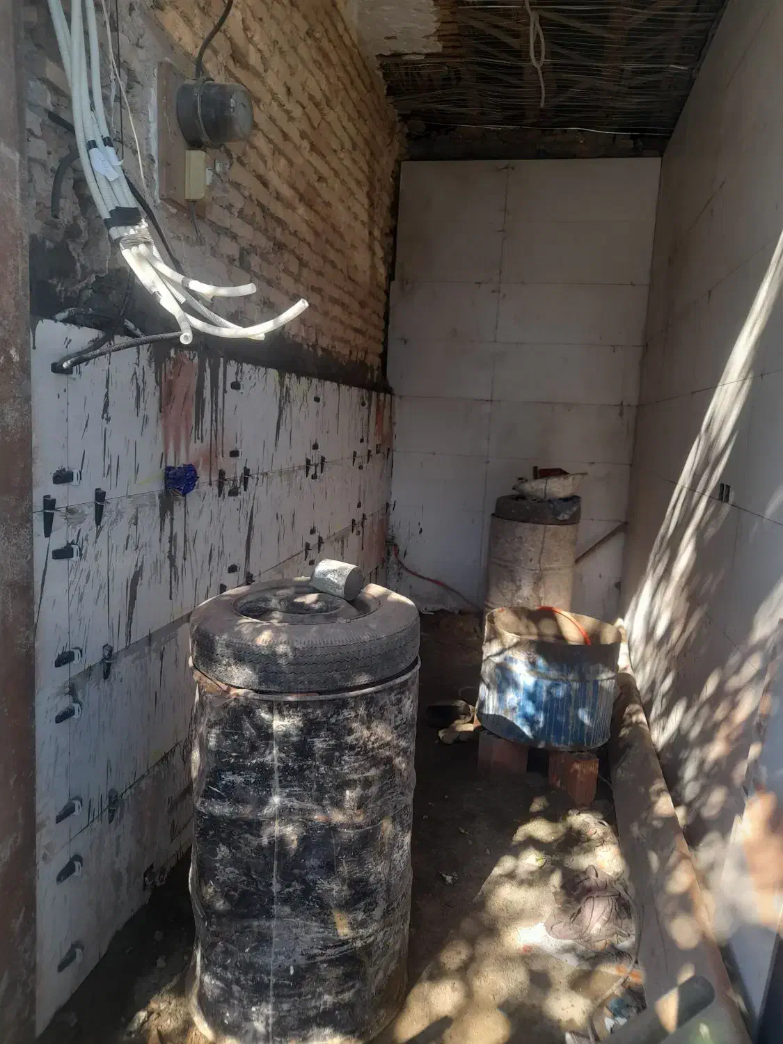 تخریب تعمیرات ونصب کلیه کار های ساختمان|خدمات پیشه و مهارت|گرگان, |دیوار