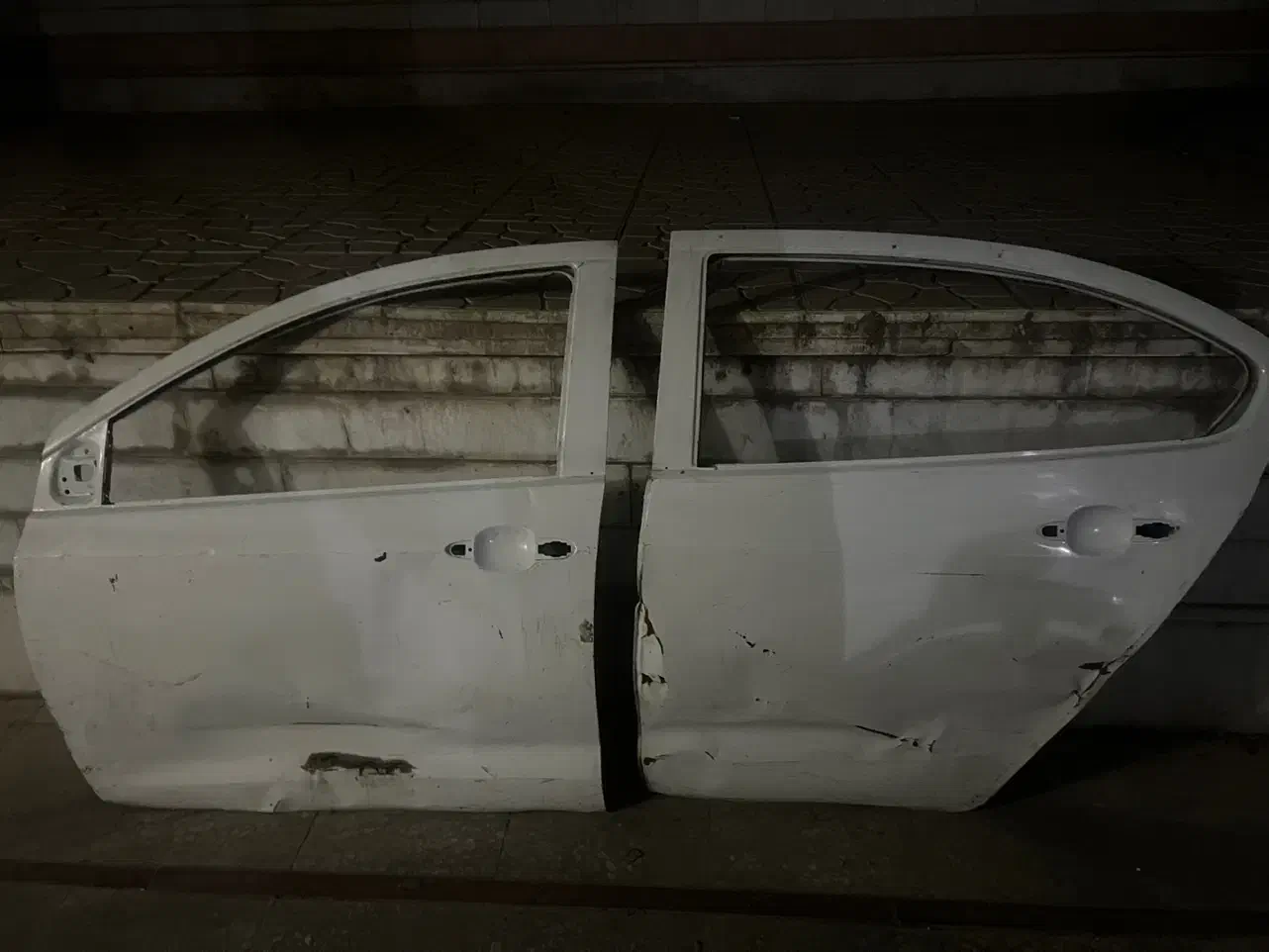 داغی درب شاهین|قطعات یدکی و لوازم جانبی|تهران, جنت‌آباد شمالی|دیوار