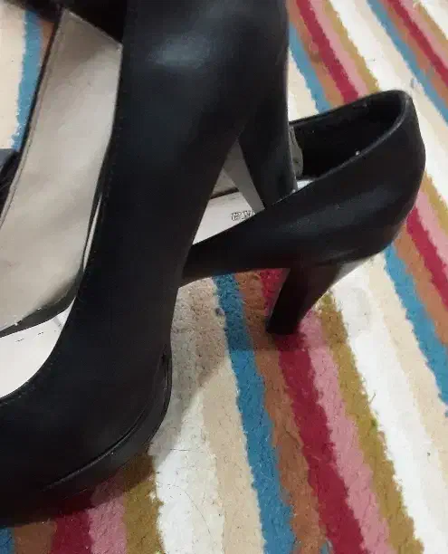 کفش مجلسی|کیف، کفش، کمربند|مشهد, موعود|دیوار