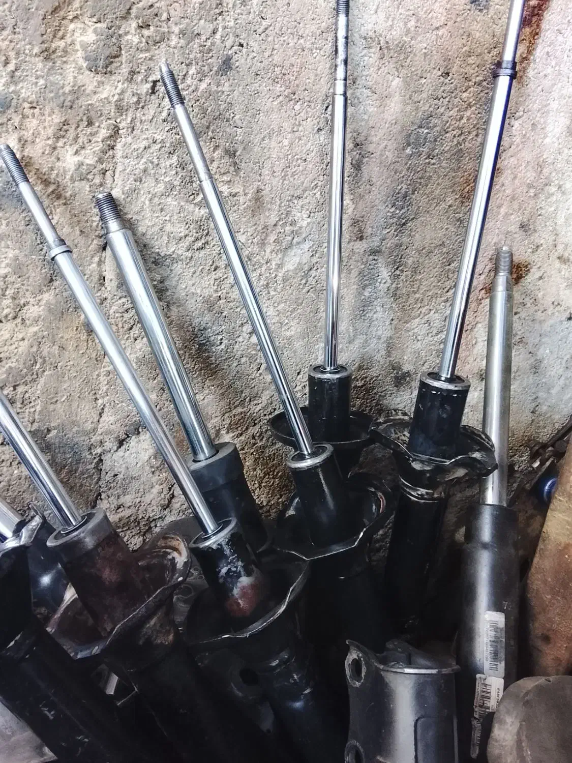 کمک فنر|خدمات موتور و ماشین|سراوان, |دیوار