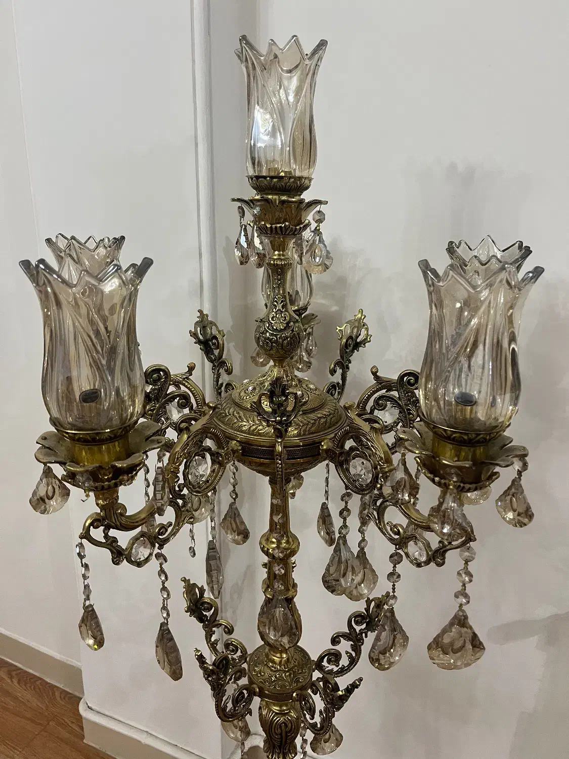 کنار سالنی لوستربرنجی|لوستر و چراغ آویز|کرج, شهرک بنفشه|دیوار