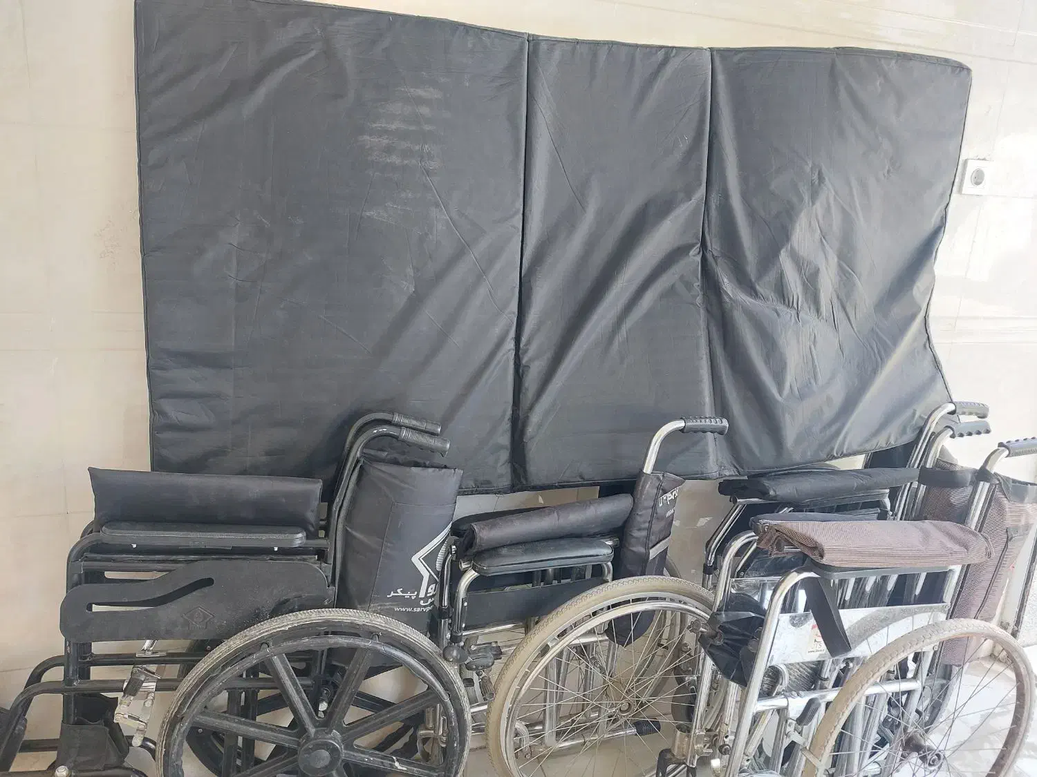 دستگاه اکسیژن ویلچر ساکشن تشک مواج تخت بیمارستان|آرایشی، بهداشتی، درمانی|قائن, |دیوار