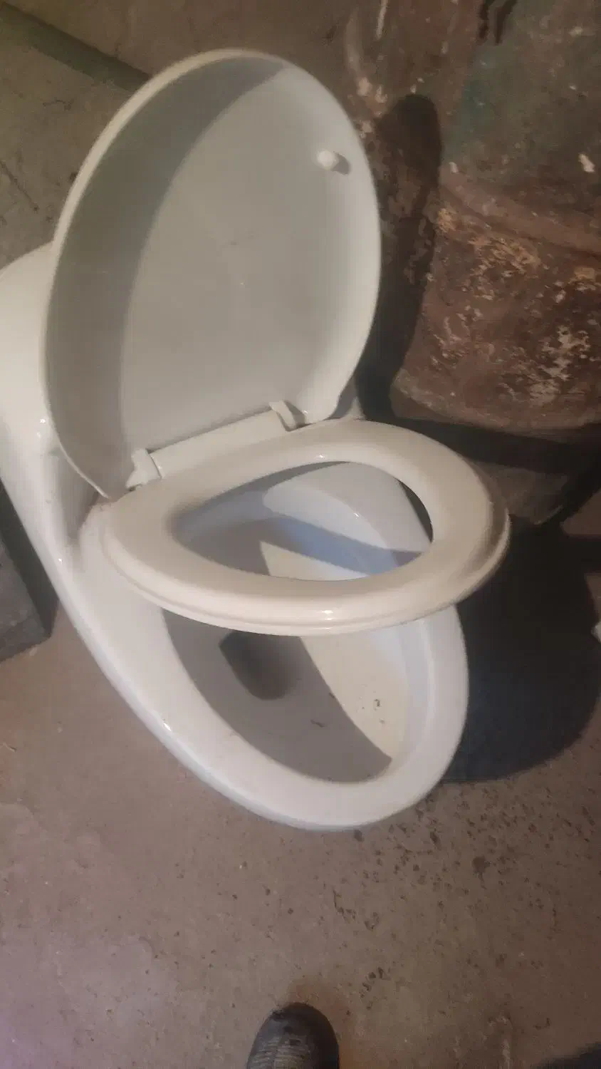 سنگ توالت سالم|لوازم سرویس بهداشتی|چناران, |دیوار