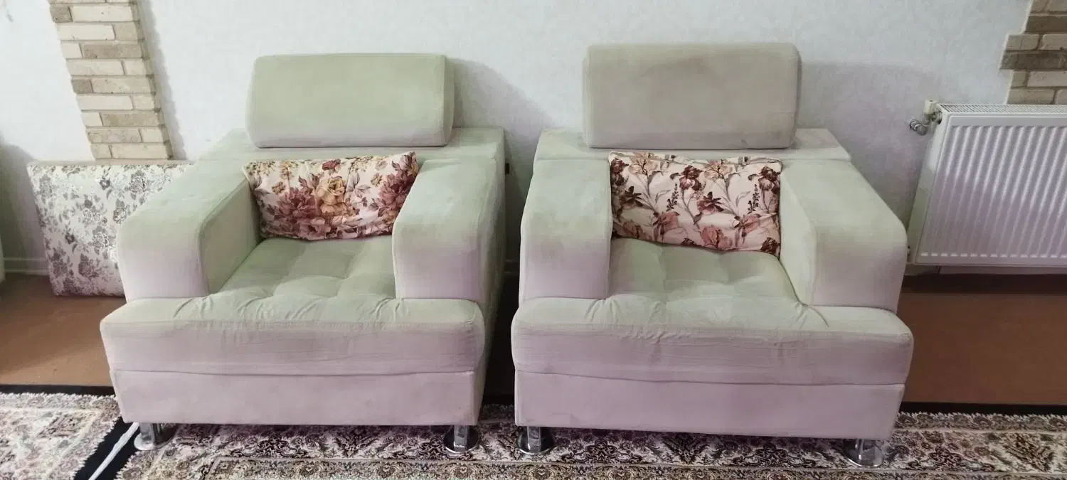 فروش مبل هفت نفره با سه عدد میز عسلی|مبلمان خانگی و میز عسلی|قزوین, |دیوار