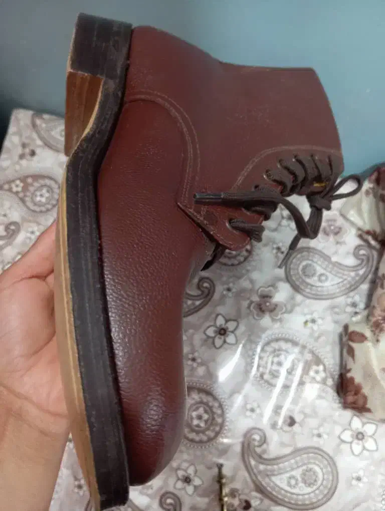 کفش پوت|کیف، کفش، کمربند|زابل, |دیوار