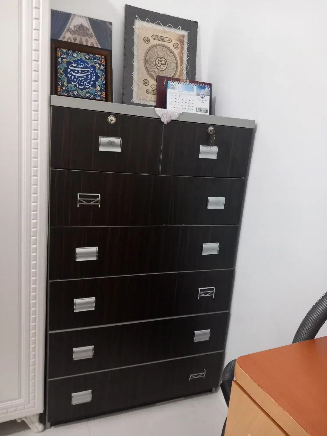 دلاور|جاکفشی، کمد، دراور|کرج, حصارک پایین|دیوار