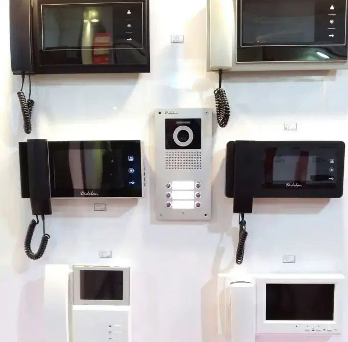 تعمیرات نصب فروش آیفون تصویری دوربین دزدگیر برقکار|خدمات پیشه و مهارت|اصفهان, ملک‌شهر|دیوار