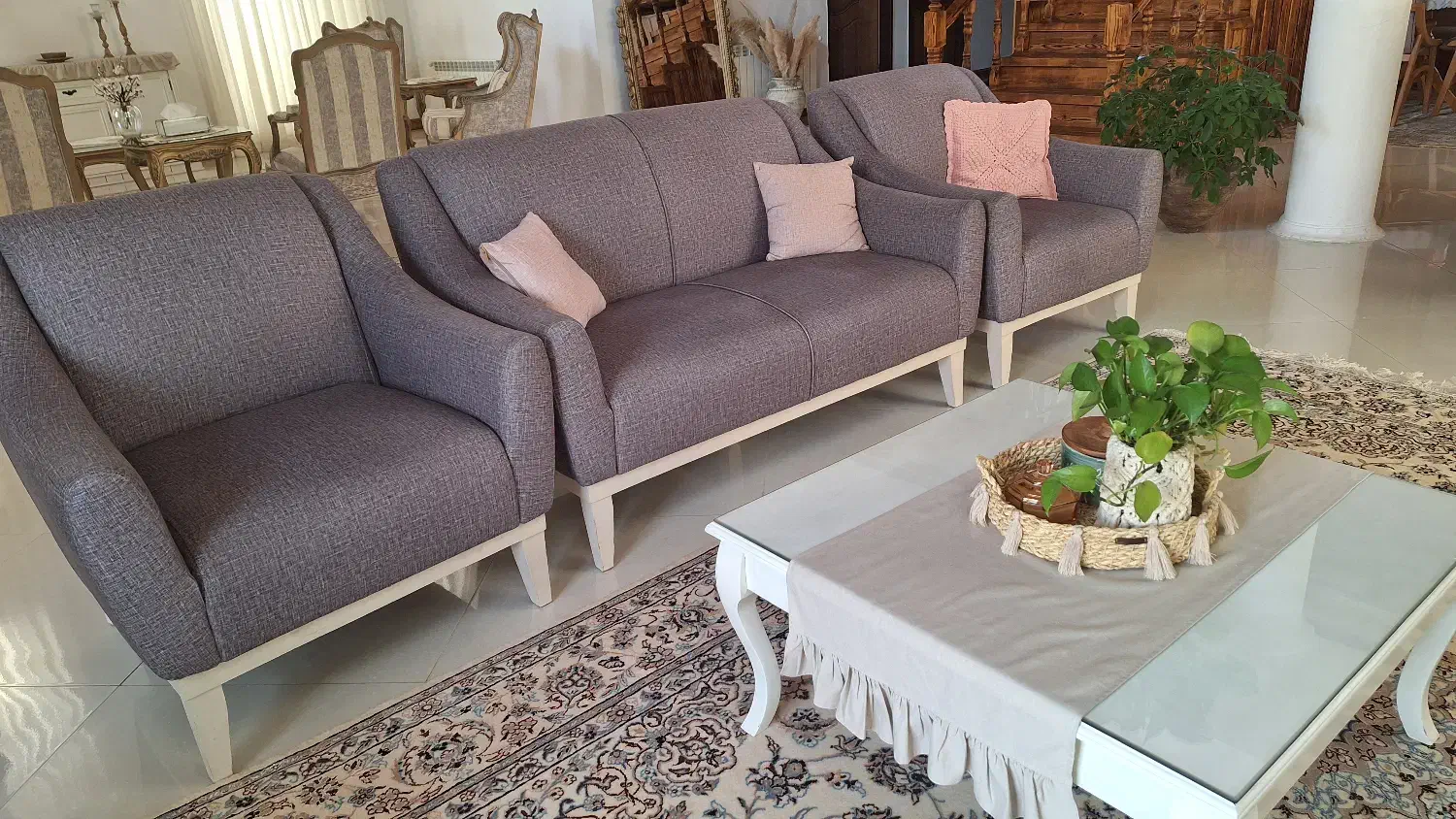 مبل نیم ست و جلومبلی|مبلمان خانگی و میز عسلی|تنکابن, |دیوار