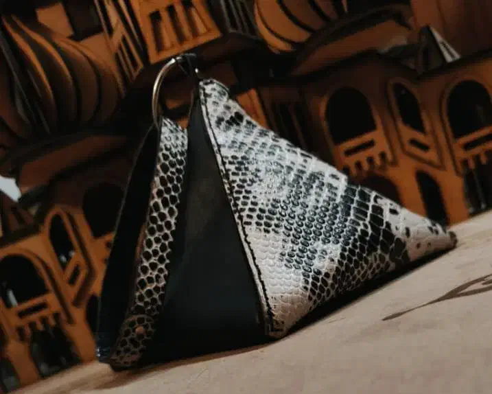 دست دوز های چرم طبیعی|کیف، کفش، کمربند|اصفهان, صائب|دیوار