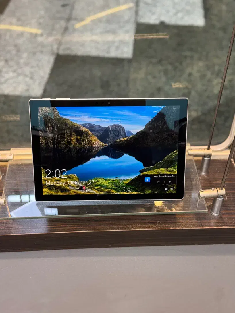 لپ تاپ Microsoft مدل Surface Pro 5 سیم کارت خور|رایانه همراه|تهران, میدان ولیعصر|دیوار