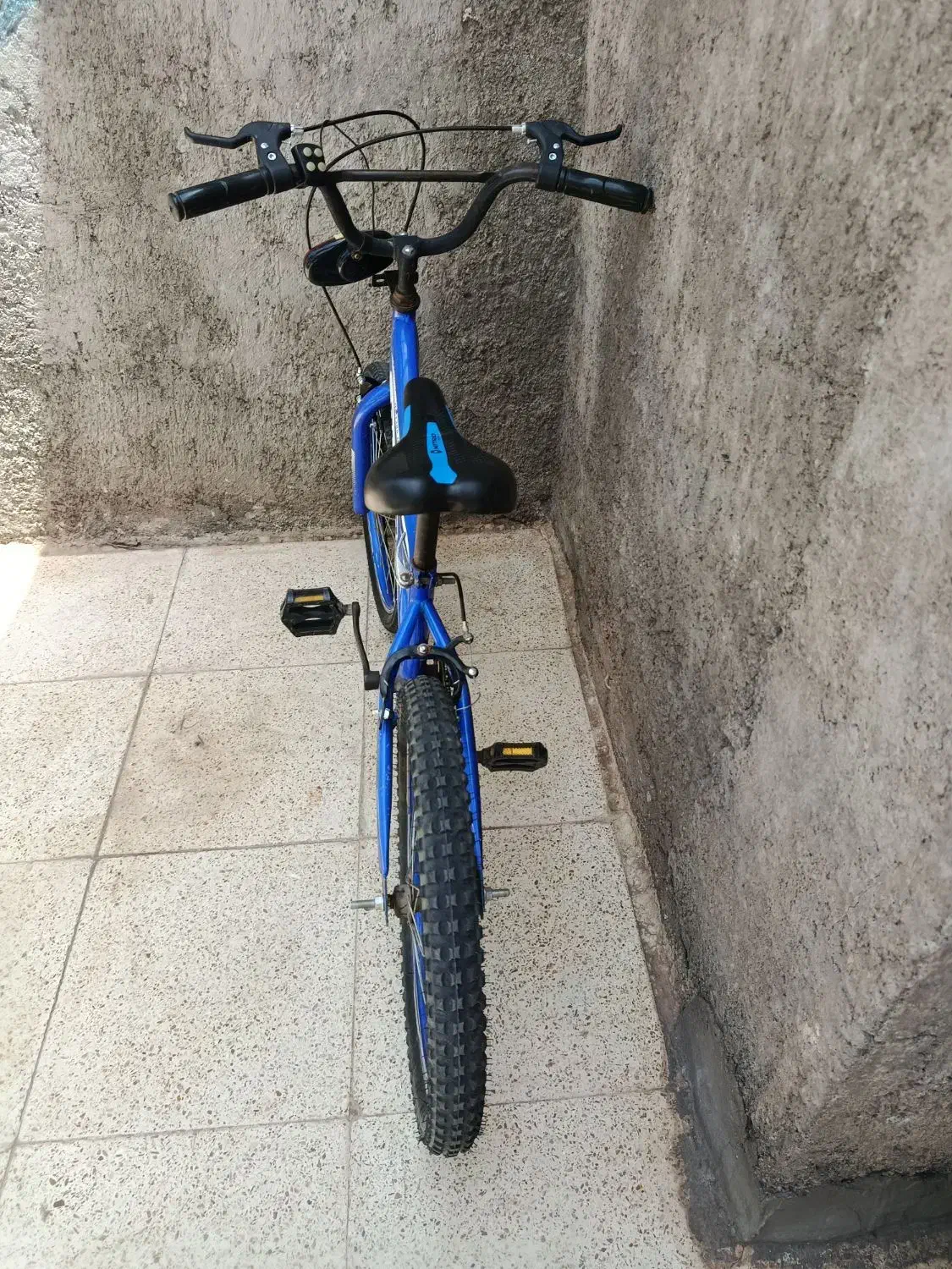 دوچرخه|دوچرخه، اسکیت، اسکوتر|بم, |دیوار