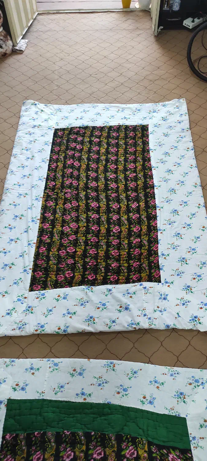 لعاف.پتو|رختخواب، بالش، پتو|نقده, |دیوار