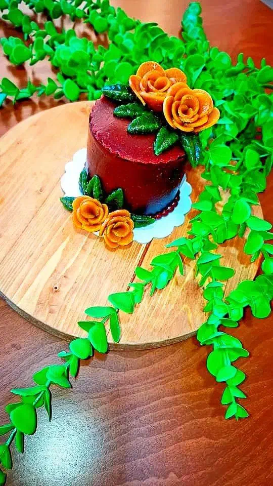 کیک لواشک و باکس هدیه لواشکی ورب انار|خوردنی و آشامیدنی|کرج, اسدآباد|دیوار