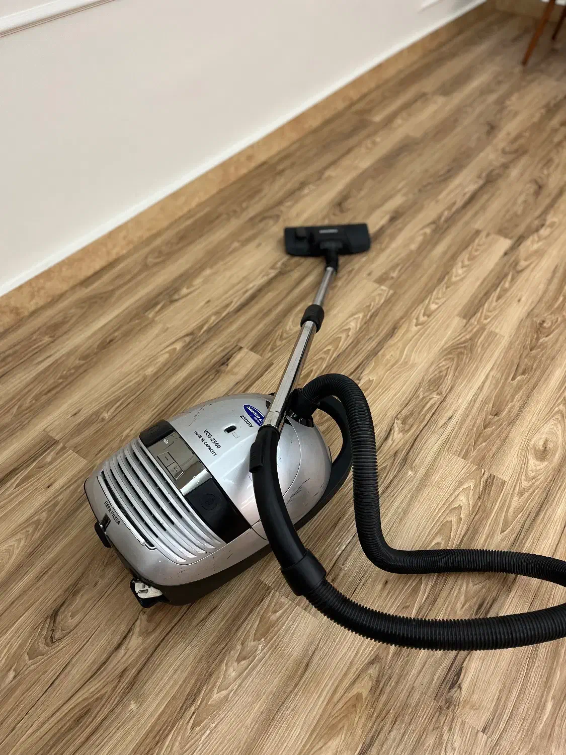 جاروبرقی جنرال ۲۵۰۰ وات|جاروبرقی، جارو شارژی، بخارشو|رشت, گلزاران|دیوار